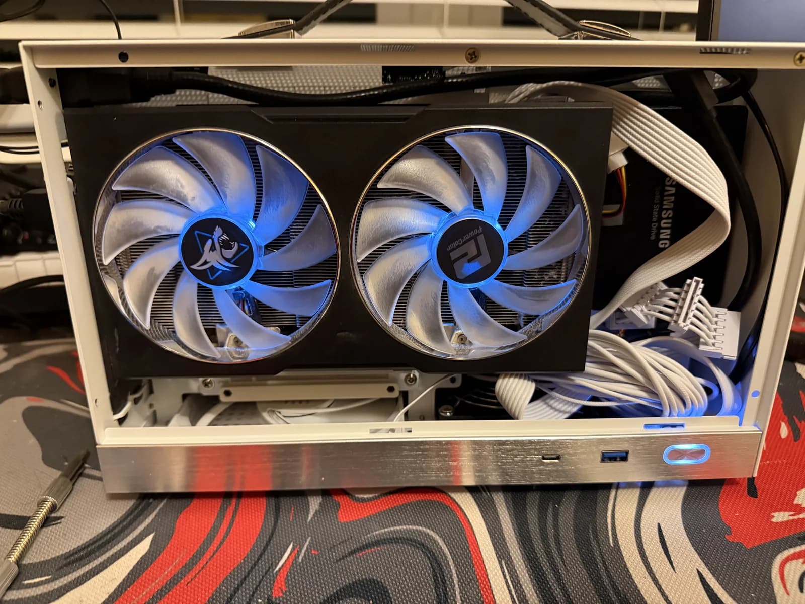 Mini-ITX build showing the Radeon RX 6600 XT installation